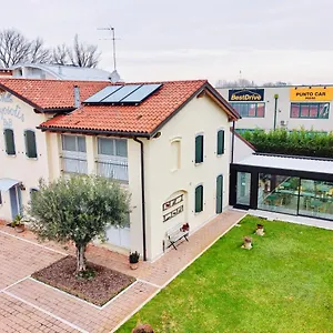 Bed & Breakfast Myosotis, Mirano